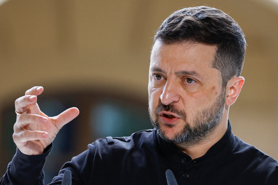 Зеленский выдвинул новое условие для выборов в Украине