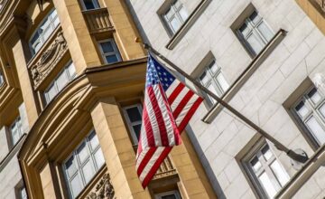 Госдепартамент США призвал своих граждан немедленно покинуть Иран