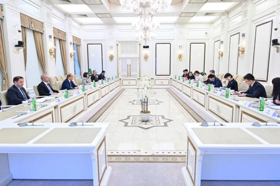 Министр: Китай готов расширять сотрудничество с Азербайджаном в сфере кибербезопасности и искусственного интеллекта