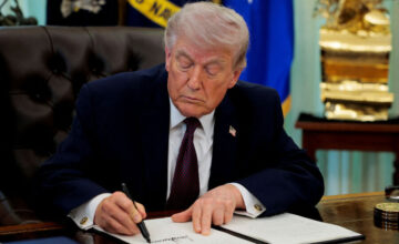 Армия США призвала не подчиняться приказу Трампа
