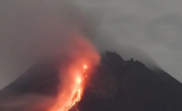 Извержения вулканов Тааль и Канлаон на Филиппинах