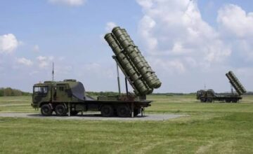 Пекин: Китай не поставляет Ирану системы ПВО и дроны