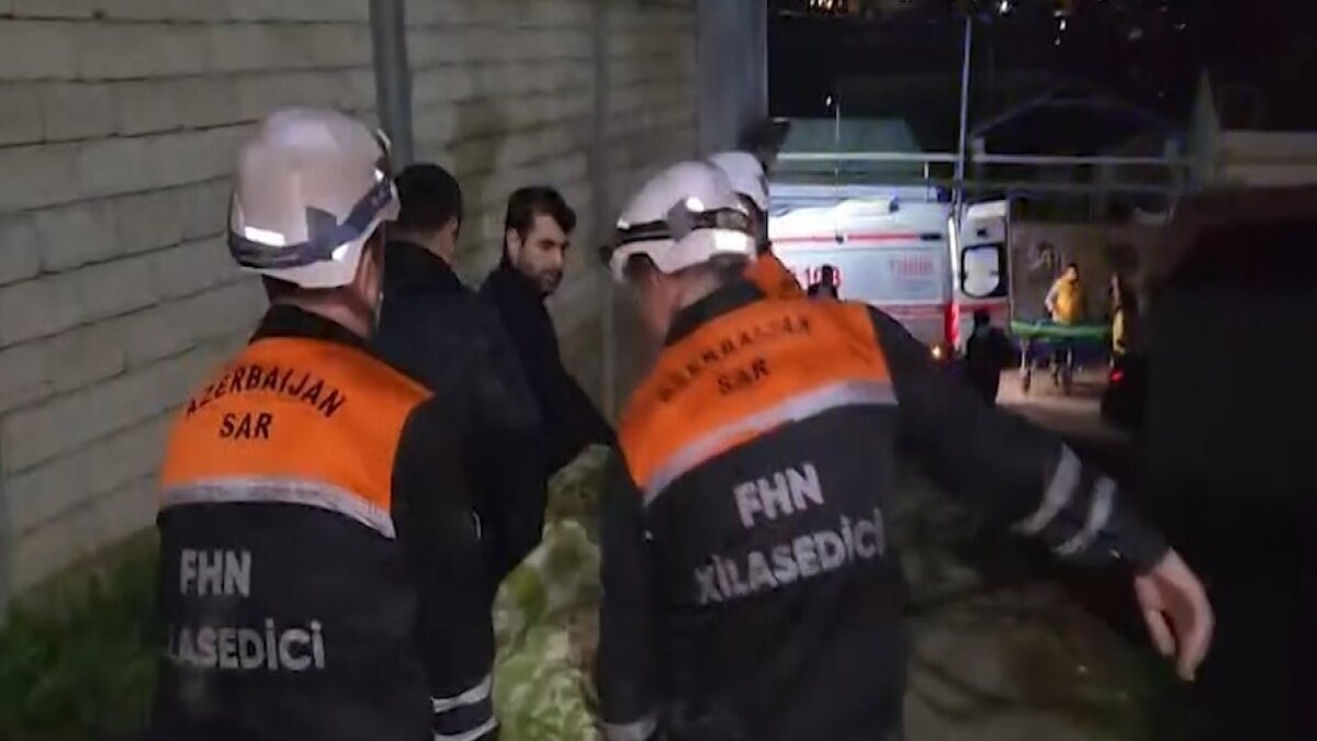 В Сабунчи обрушился жилой дом, есть пострадавшие – ВИДЕО