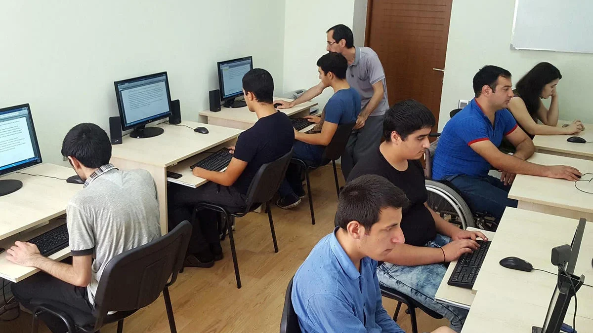 Более 1000 человек привлечены к профессиональным курсам