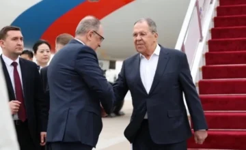 Лавров прибыл с официальным визитом в Китай
