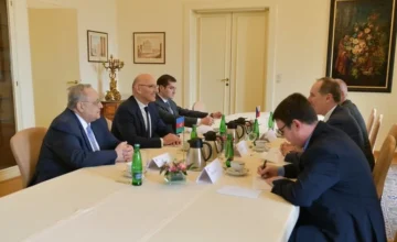 Эльчин Амирбеков и Иржи Бродский обсудили безопасность на Южном Кавказе