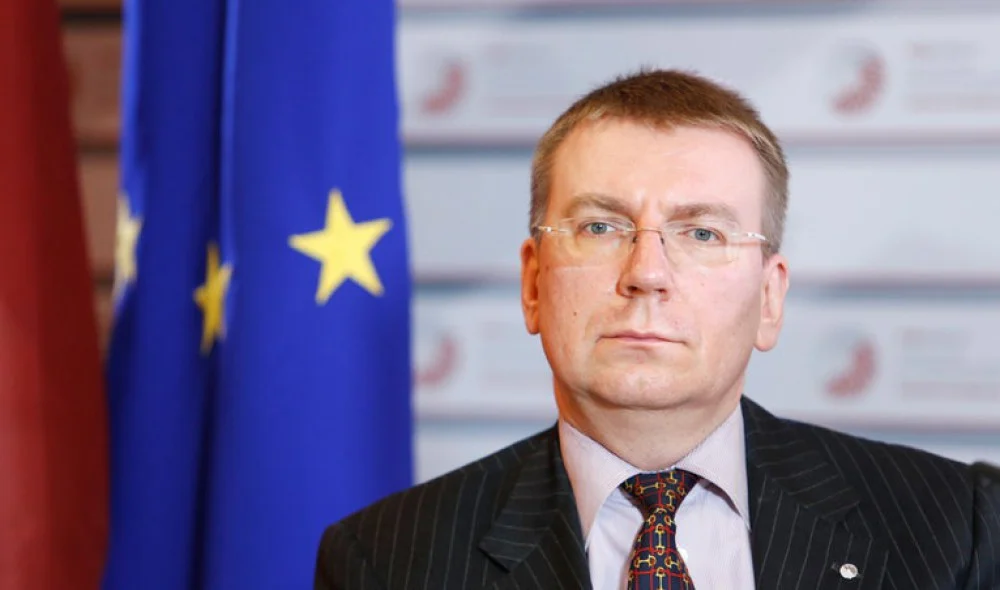 Президент Латвии прибывает в Азербайджан