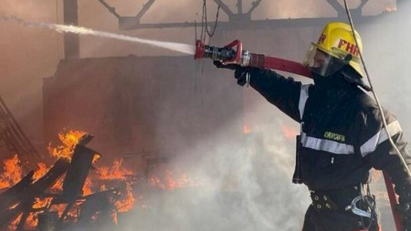 В Сабунчинском районе произошел пожар в однокомнатном доме