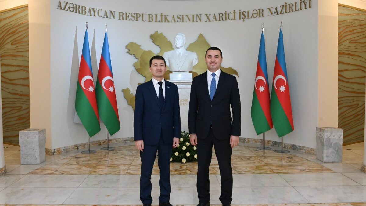 Азербайджан и Казахстан укрепляют сотрудничество в области внешнеполитической коммуникации