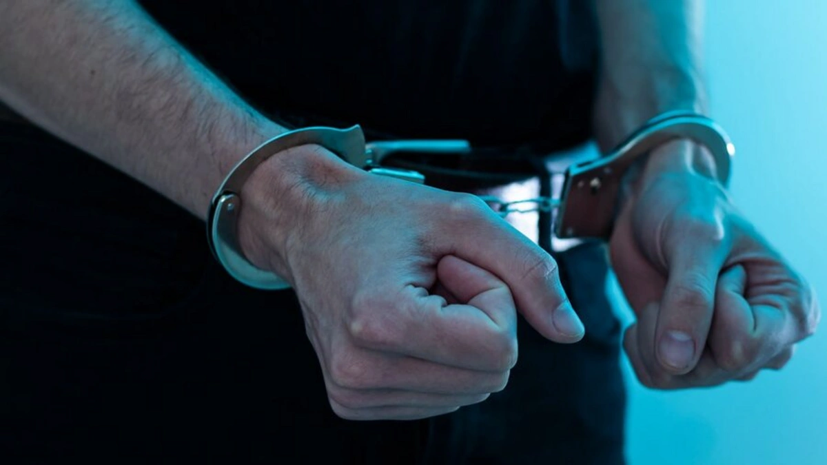 В Баку из магазина электроники украли мобильный телефон стоимостью 2900 манатов