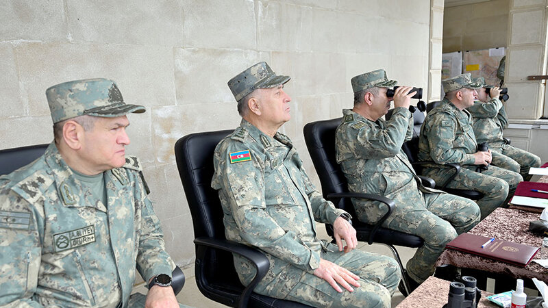 Руководящий состав Министерства обороны проверил ход тактических учений – ФОТО