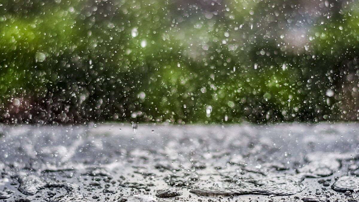 С завтрашнего дня в некоторых местах пройдут интенсивные дожди, по рекам пройдут сели