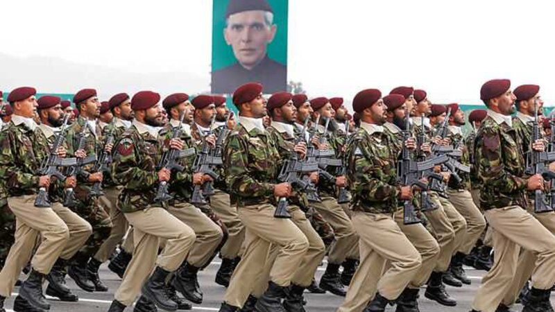 Пакистан направил войска в Саудовскую Аравию