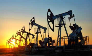 Цена на нефть марки «Brent» на мировых рынках опустилась ниже 98 долларов