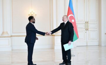 Президент Ильхам Алиев принял нового посла Сомали
