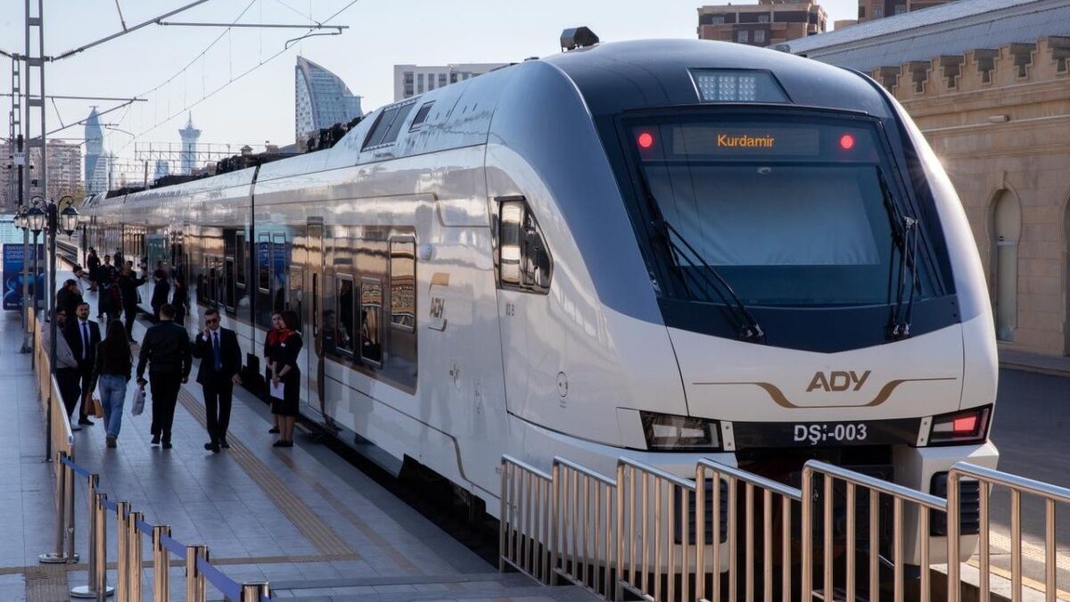 С завтрашнего дня железнодорожная станция Кюрдамир будет сдана в эксплуатацию пассажирам – ФОТО