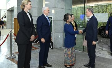 Джейхун Байрамов находится с визитом в Бангкоке