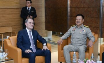 Глава МИД Азербайджана встретился с премьер-министром Таиланда