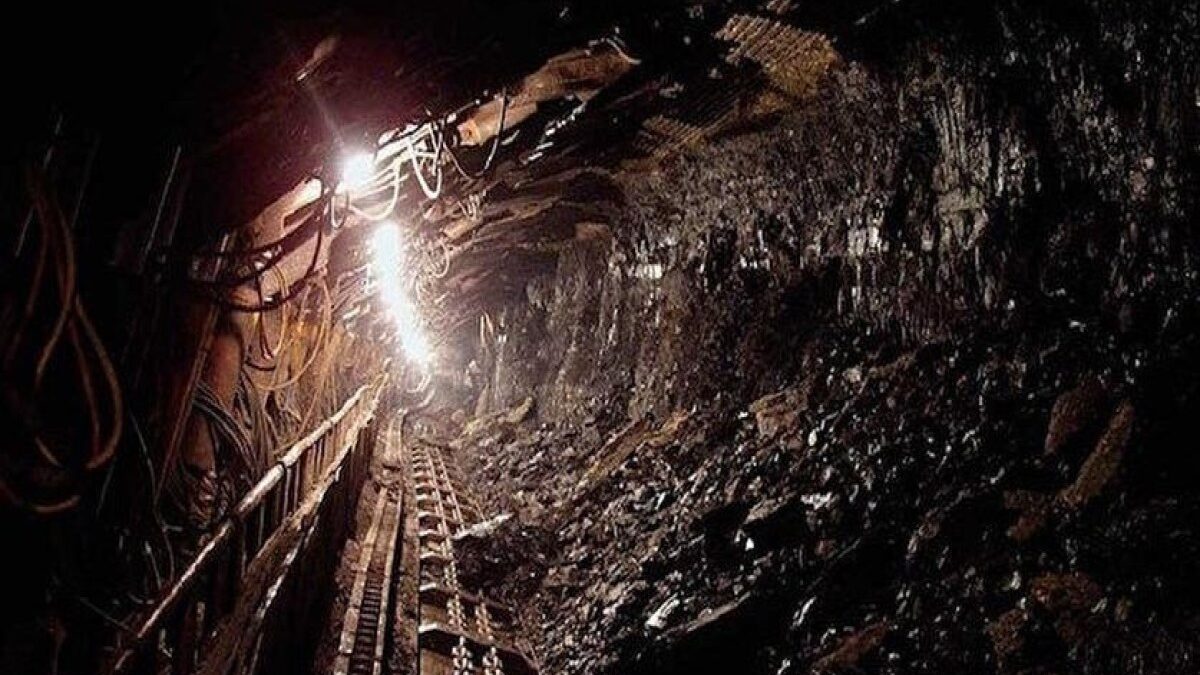 В Китае на угольной шахте произошел мощный взрыв, погибли 82 человека