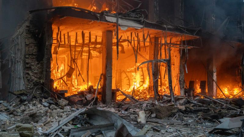 Россия наносит удары по Киеву баллистическими ракетами