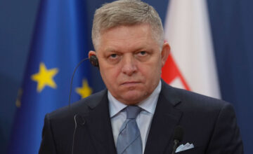 Фицо объявил, что не будет участвовать в параде Победы в Москве