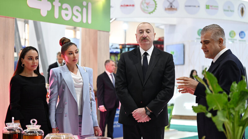 Ильхам Алиев ознакомился с 19-й выставкой «Caspian Agro Week» и 31-й выставкой «InterFood Azerbaijan» – ОБНОВЛЕНО
