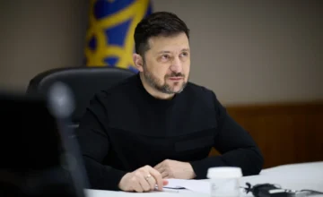 Зеленский объявил о начале реформ в украинской армии в июне