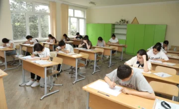 8 человек показали максимальный результат на выпускном экзамене, прошедшем 5 апреля