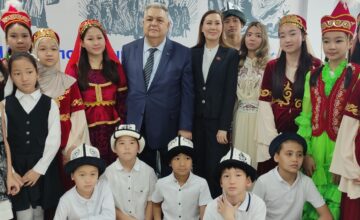 В Бишкеке состоялось мероприятие по случаю 103-й годовщины со дня рождения Общенационального лидера Гейдара Алиева