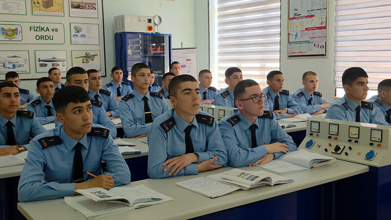 В связи с годовщиной со дня рождения Общенационального лидера организованы медиатуры в военные лицеи – ФОТО