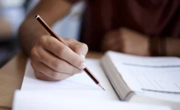 Сегодня экзамен сдадут около 57 тысяч абитуриентов