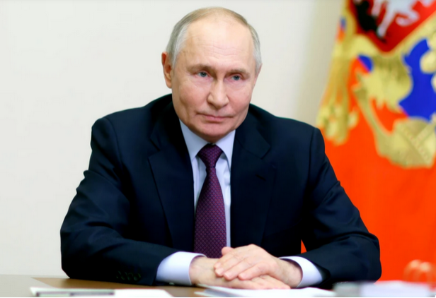 Путин освободил главу Дагестана от должности