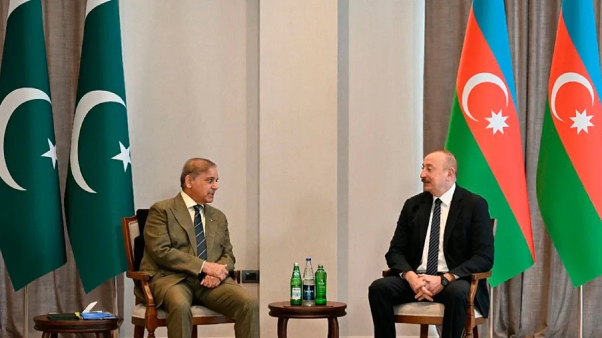 Президент Азербайджана направил письмо с соболезнованиями Шахбазу Шарифу