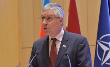 Посол Великобритании: Мы приветствуем поддержку Азербайджаном Украины