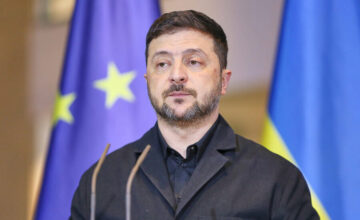 В Украине строят предположения о позиции Зеленского по поводу коррупционного скандала