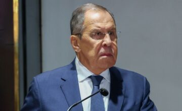 «Украина — единственная страна, где запрещен официальный язык ООН», — Лавров