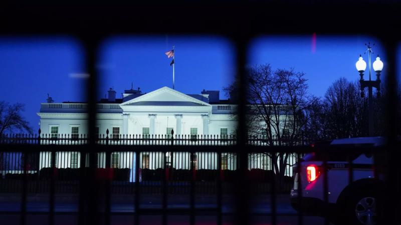 В Госдепартаменте США уволены сотни дипломатов