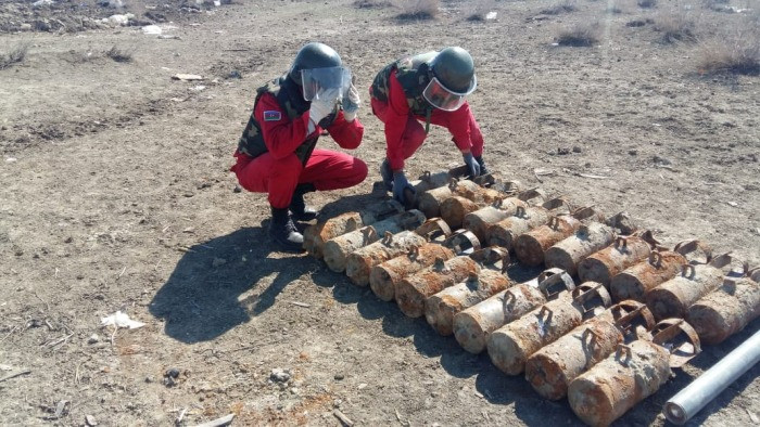 На освобожденных территориях обнаружено еще 57 мин и 378 НВБ