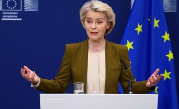 Лейен хочет ограничить прием украинских беженцев в ЕС