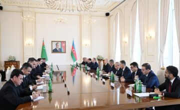Состоялась встреча Президента Ильхама Алиева с Президентом Туркменистана в расширенном составе