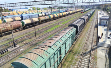 Из России в Армению транзитом через Азербайджан отправляется 10 вагонов пшеницы