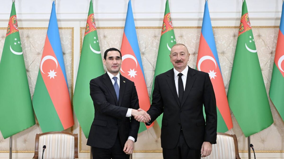 Новая вершина азербайджано-туркменских отношений