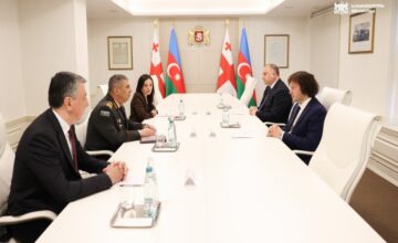 Закир Гасанов обсудил региональные вопросы с премьер-министром Грузии