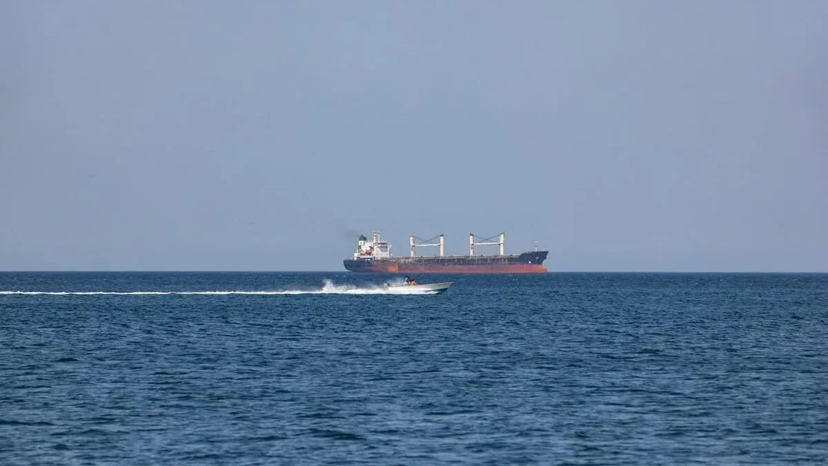 США задержали в Индийском океане нефтяной супертанкер, связанный с Ираном