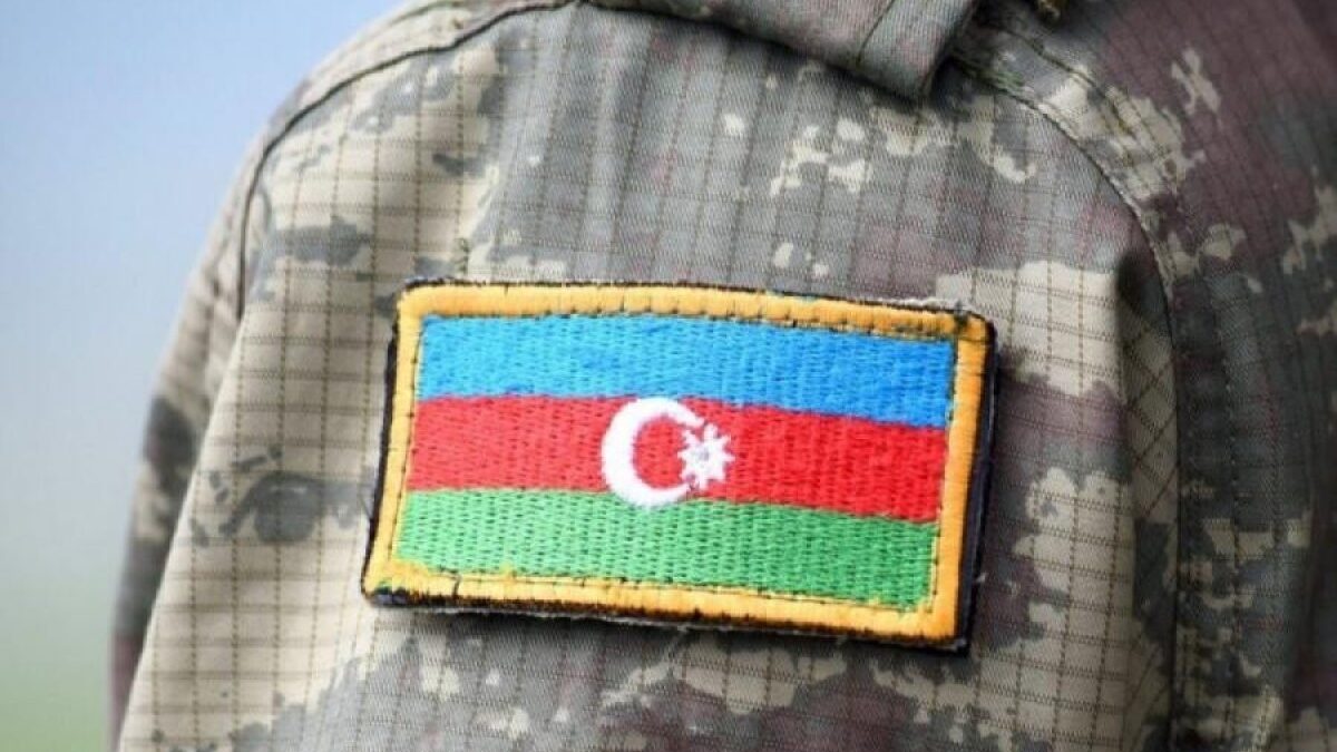 Президент Ильхам Алиев наградил военнослужащих Министерства обороны