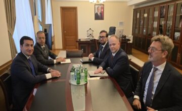 Хикмет Гаджиев обсудил партнерство Азербайджан–НАТО со спецпредставителем Генсека