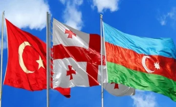 Главы МИД Турции, Азербайджана и Грузии подписали Стамбульскую декларацию