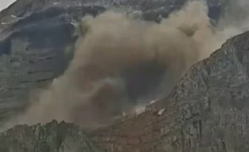 В селе Лаза Гусарского района произошел оползень