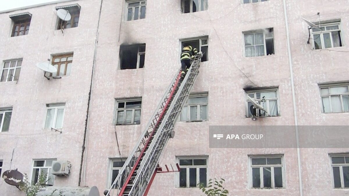 В Баку потушен пожар в жилом доме – ОБНОВЛЕНО