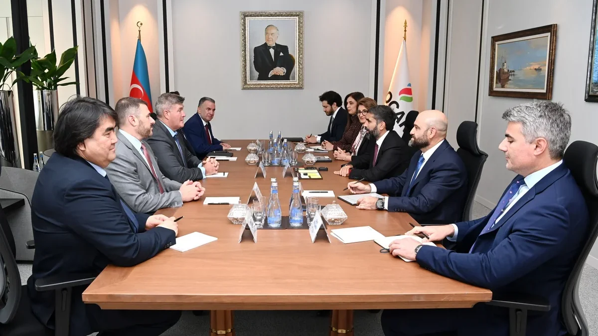 SOCAR обсудила возможности реализации совместных проектов с «Chevron»